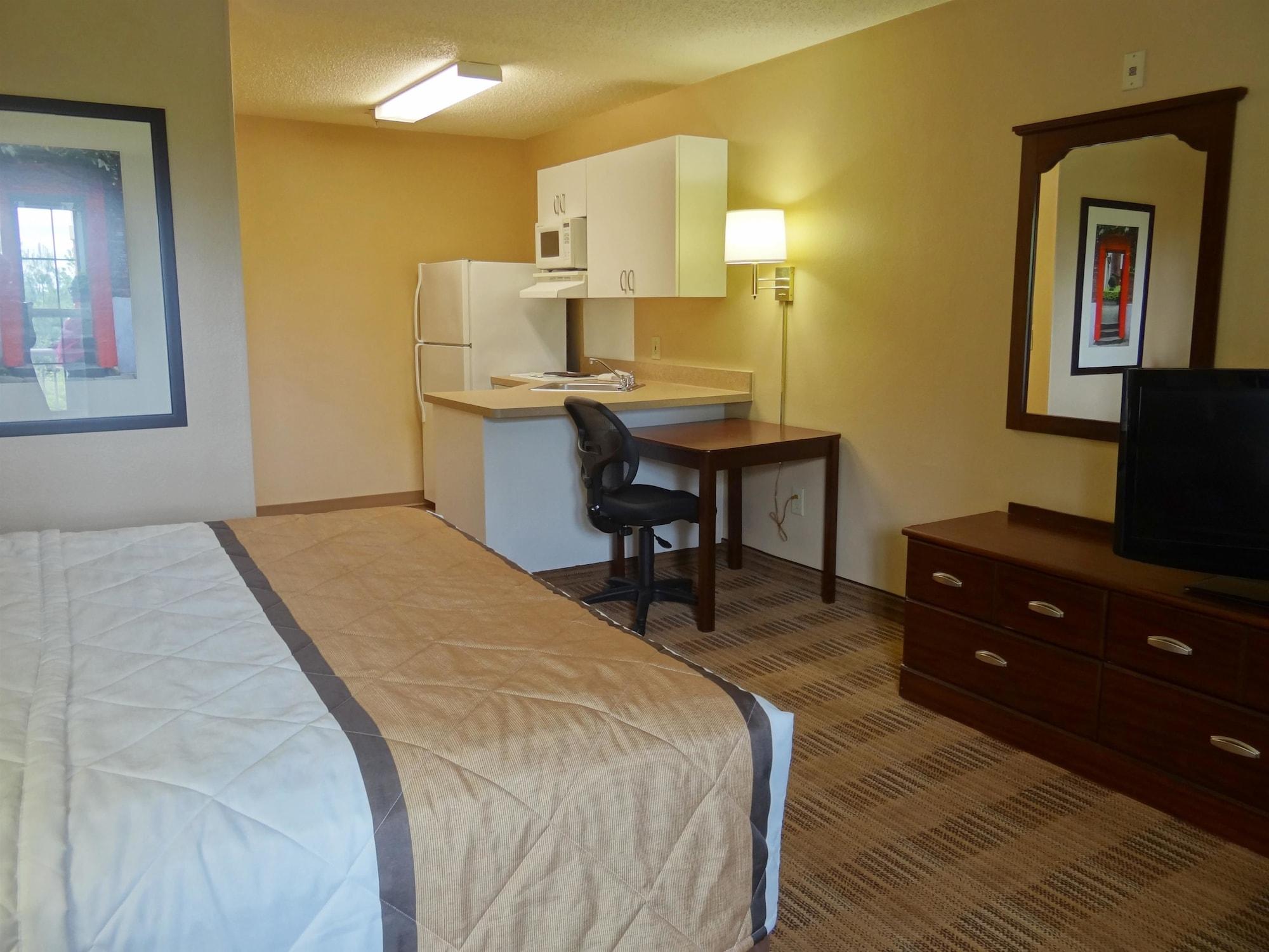 Extended Stay America Suites - Fort Lauderdale - Cypress Creek - Andrews Ave Oakland Park Exteriör bild