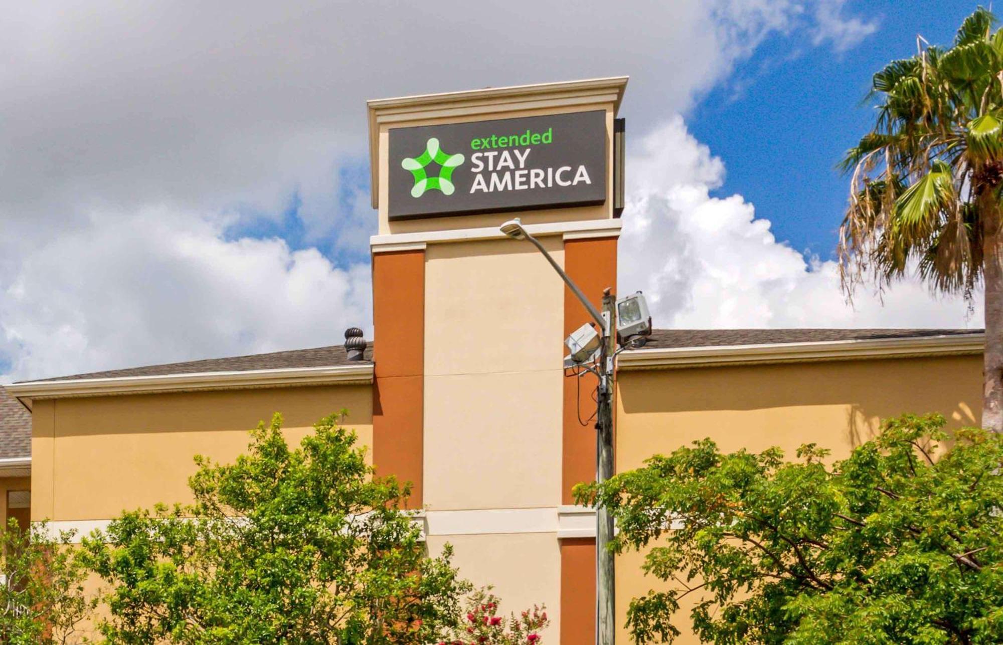 Extended Stay America Suites - Fort Lauderdale - Cypress Creek - Andrews Ave Oakland Park Exteriör bild