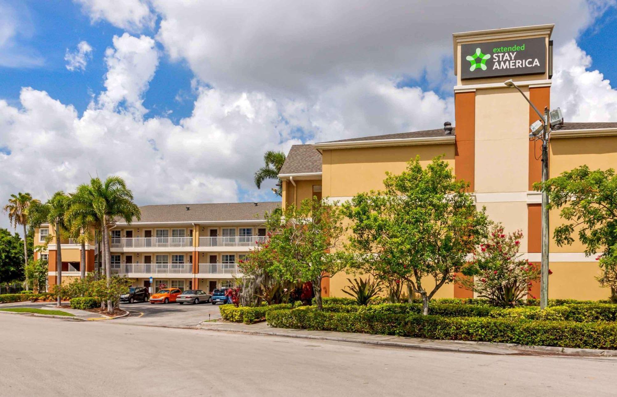 Extended Stay America Suites - Fort Lauderdale - Cypress Creek - Andrews Ave Oakland Park Exteriör bild