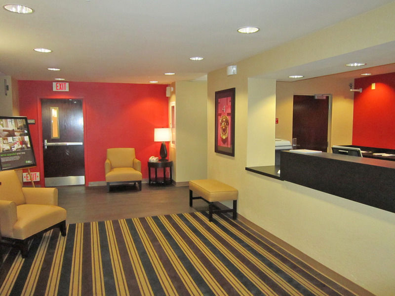 Extended Stay America Suites - Fort Lauderdale - Cypress Creek - Andrews Ave Oakland Park Exteriör bild