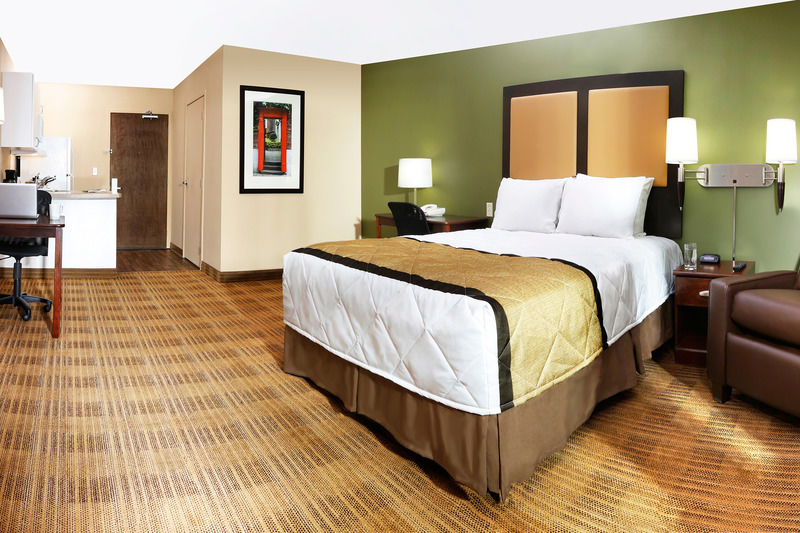 Extended Stay America Suites - Fort Lauderdale - Cypress Creek - Andrews Ave Oakland Park Exteriör bild