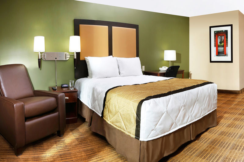 Extended Stay America Suites - Fort Lauderdale - Cypress Creek - Andrews Ave Oakland Park Exteriör bild