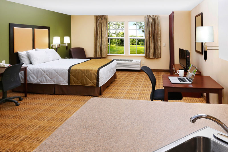 Extended Stay America Suites - Fort Lauderdale - Cypress Creek - Andrews Ave Oakland Park Exteriör bild