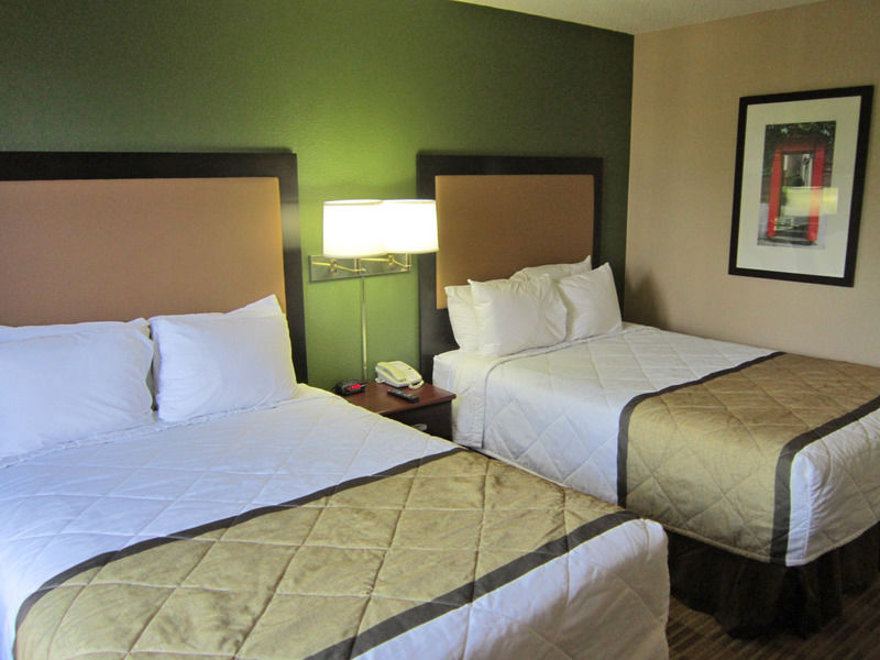 Extended Stay America Suites - Fort Lauderdale - Cypress Creek - Andrews Ave Oakland Park Exteriör bild